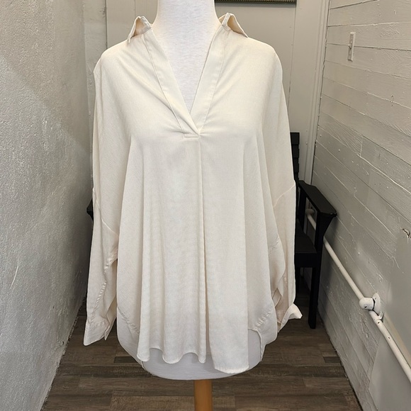 French Connection Cream Drape Shirt Size Small NWT - Picture 1 of 5
